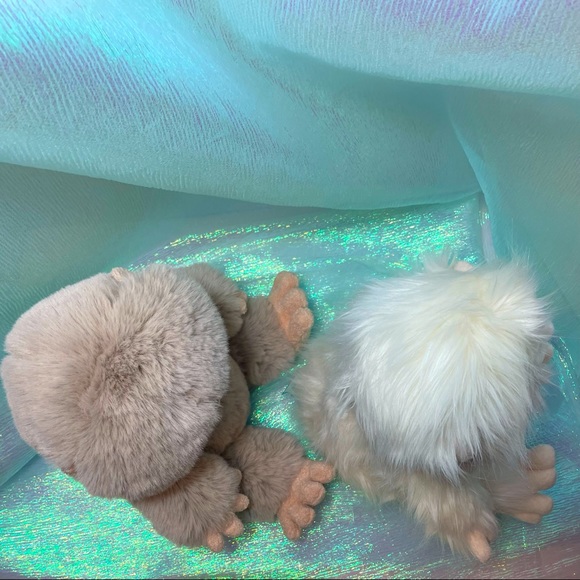 SOLD DO NOT POACH PICS OR TEXT PLEASE! BNWT Jellycat Bo Bigfoot & Yani Yeti - Picture 8 of 9